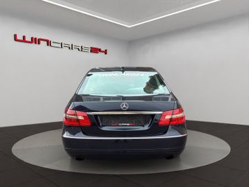 Mercedes E 350 - 5
