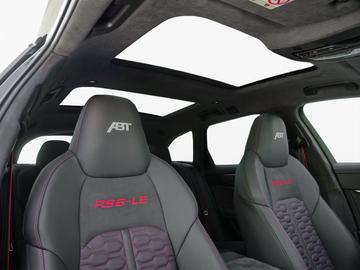 2025 AUDI RS6 photo 10