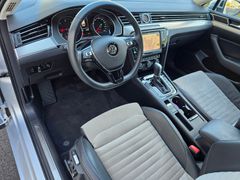 VW Passat Variant Highline 2.0TDI 190PS Stheiz,AHK