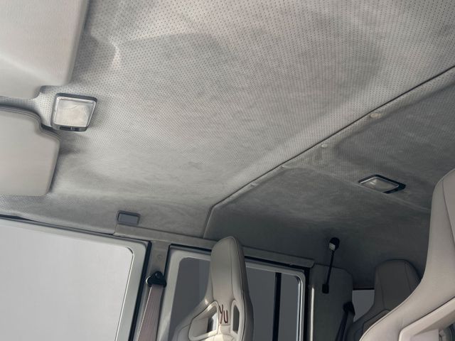 Fahrzeugabbildung Land Rover Defender 110 2,2 TD4 Crew Cab Sonderumbau