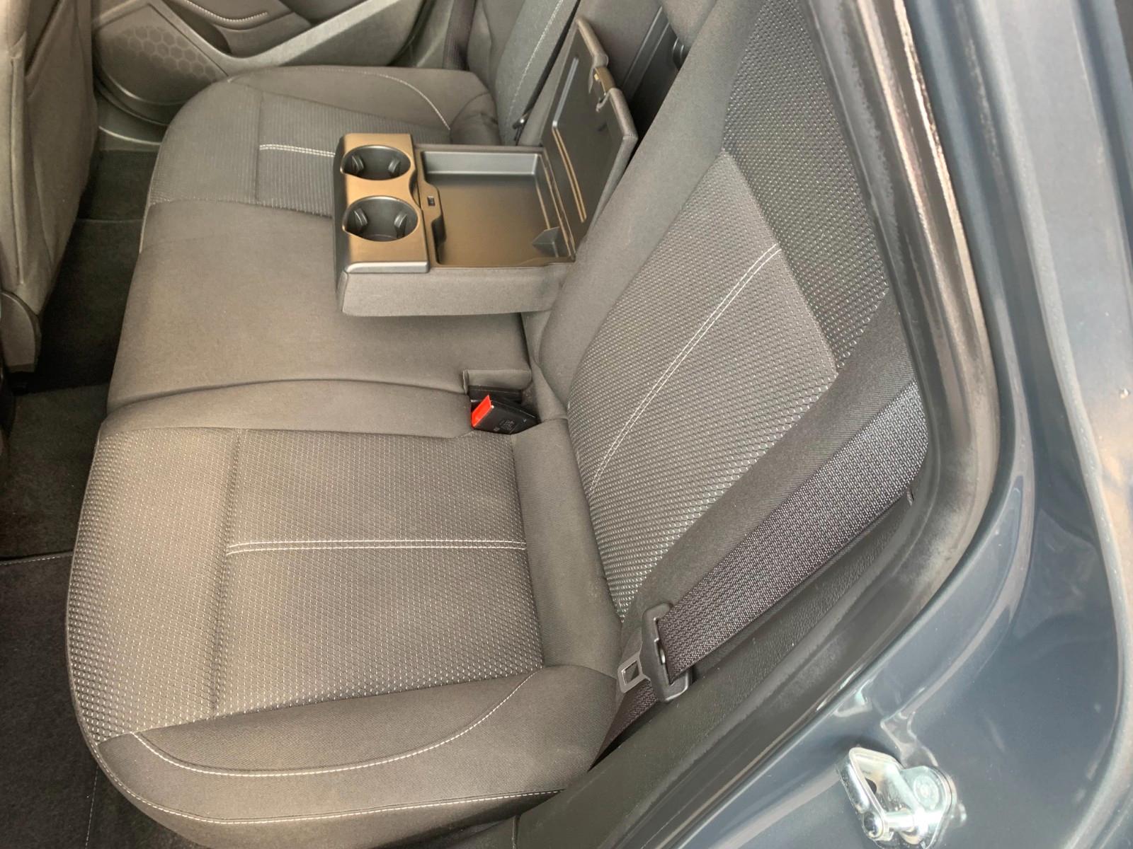 Opel Astra 2013 — photo 10