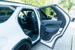 LAND ROVER Discovery 5 HSE SD4/ 7 SITZER/ 360°/ LED/ PRO