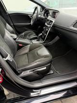 Volvo V40 D4 Geartronic R Design R Design - Volvo V40 Limousine R design mit Diesel-Antrieb