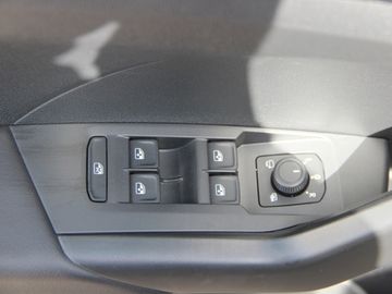Volkswagen T-Cross DSG AHK Life Tiptronic KLIMA LED NAVI AL