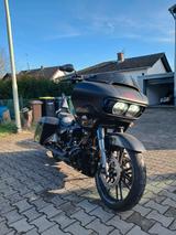 Harley-Davidson Road Glide CVO - HARLEY-DAVIDSON CVO ROAD GLIDE