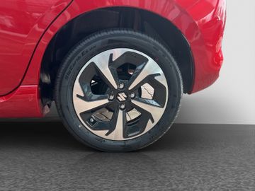 Fotografie des Suzuki Swift 1.2 Comfort+ Kamera LED Sitzh. Navi