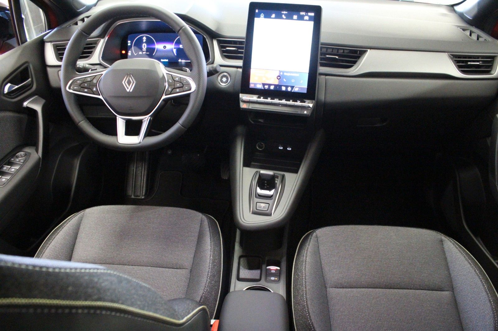 Fahrzeugabbildung Renault Captur Mild Hybrid 140 Techno *Navi* Sitzhzg*