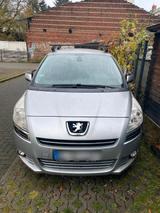 Peugeot 5008 Active, 7 Sitze, EZ 2013 - Peugeot 5008 aus 2013