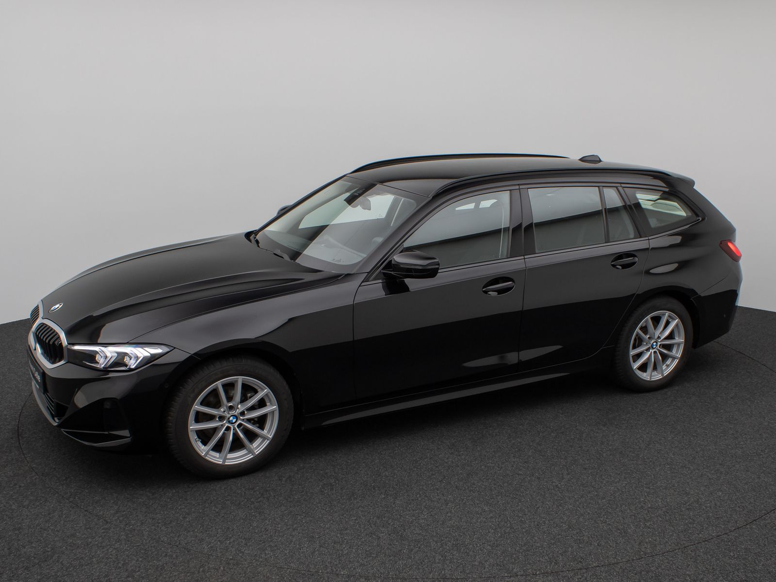 Fahrzeugabbildung BMW 318i Kamera DAB Widscreen Sportlenkrad Alarm