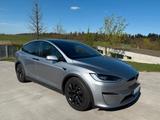 Tesla Model X Allradantrieb mit Dualmotor -