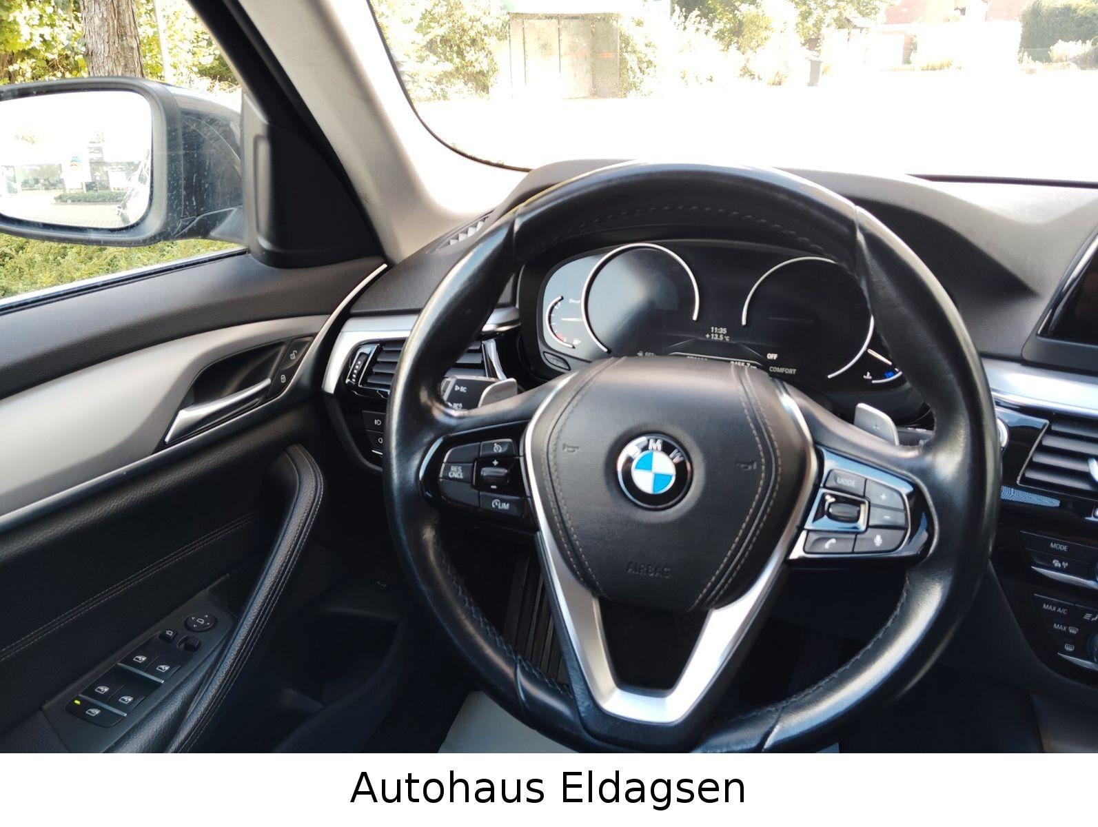 BMW 5 Limousine+Kamera+ Leder + SHZ + Tempomat + TÜV