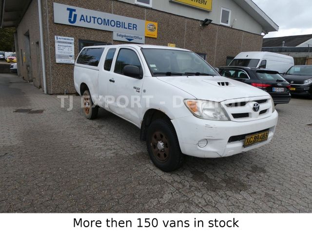 Toyota Hilux Extra Cab Sol 4x4 A/C