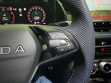 Skoda Kodiaq 1.5 TSI Sportline AHK*Pano*Matrix*7-Sitze