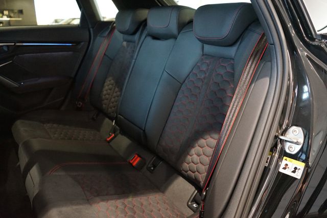 Audi RS3 Sportback | Schalensitze | Pano | SOFORT Audi RS3 Sportback | Schalensitze | Pano | SOFORT