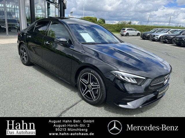 Fahrzeugabbildung Mercedes-Benz A 200 Limo AMG/NIGHT/LED/KAM./PANO/TOTW./STANDH.