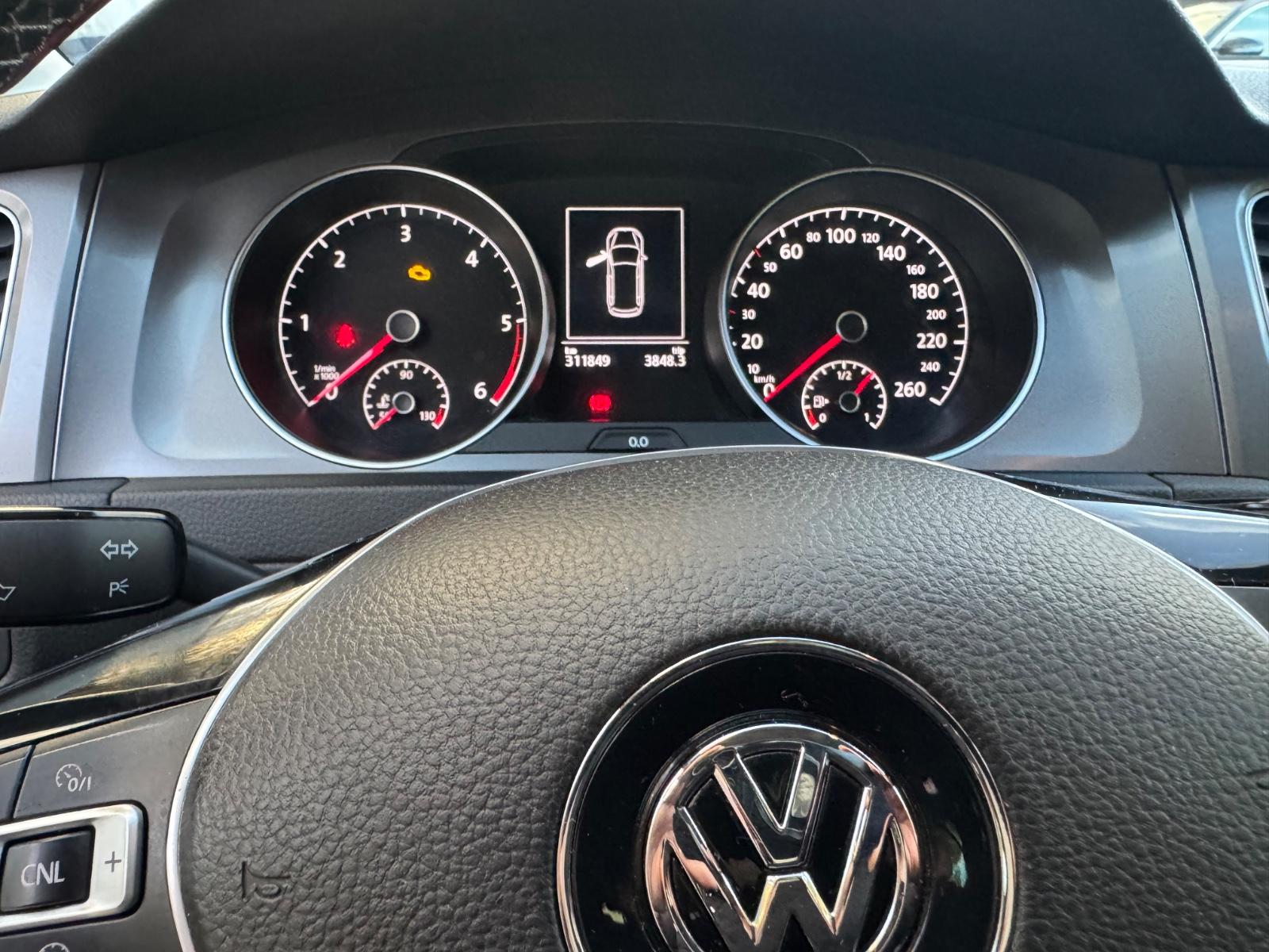 Volkswagen Golf 2015 — photo 16