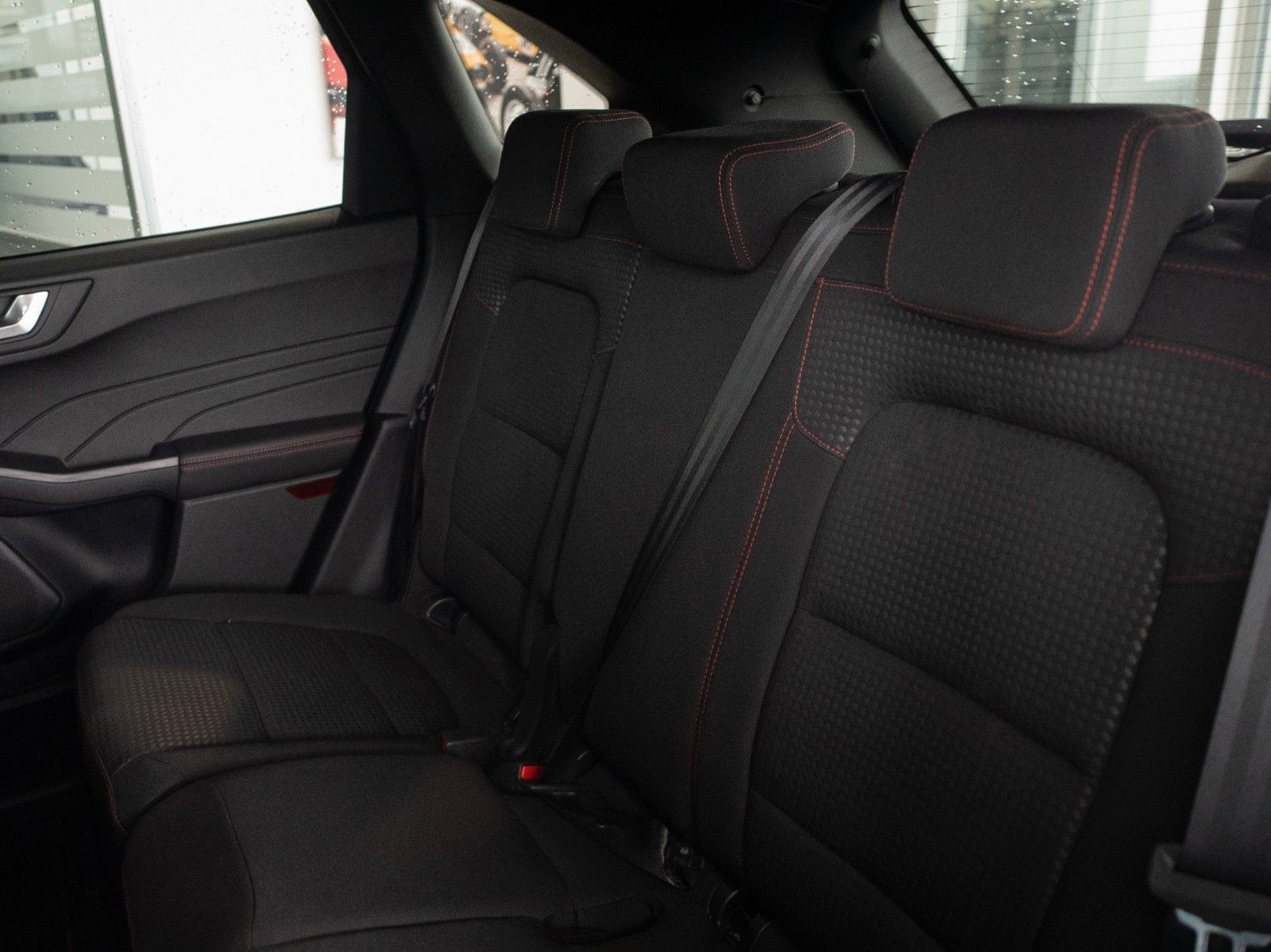 Fahrzeugabbildung Ford Kuga PHEV ST-Line AUTOM./WINTER-P./NAVI/DAB