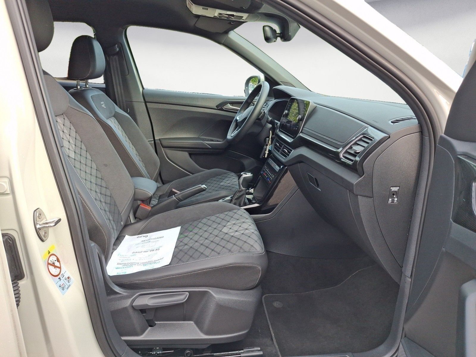 Volkswagen T-Cross - Bild 9