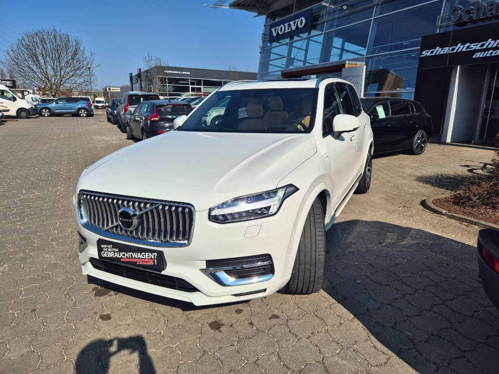 Fahrzeugabbildung Volvo XC90 Rech. T8 AWD Inscription+Luft+22Zoll+Akusti