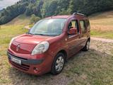 Renault Gepflegter Renault Kangoo 1.6 16V, Benziner - Renault Kangoo Gebrauchtwagen in Freiburg
