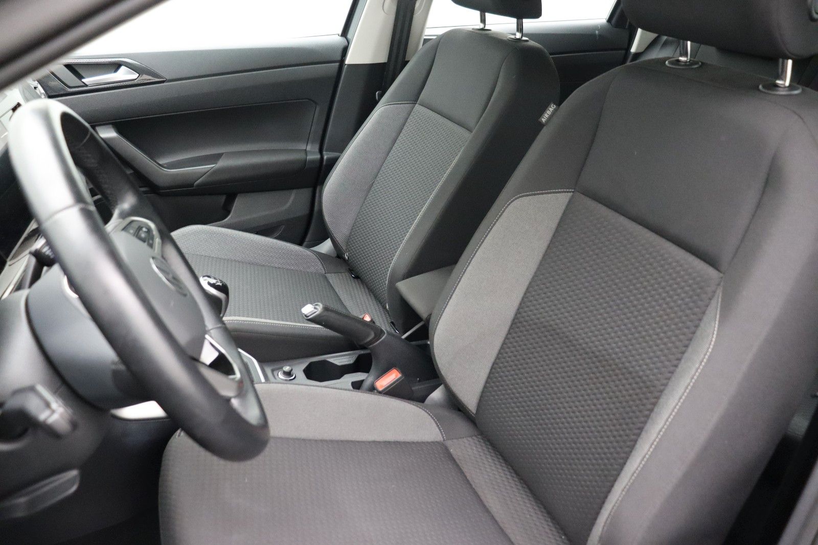 Fahrzeugabbildung Volkswagen Taigo Life