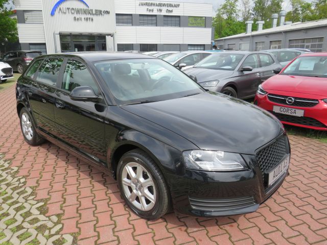 Audi A3 SPORTBACK 1.4 TFSI Attraction*BOSE+PDC+1.HAND