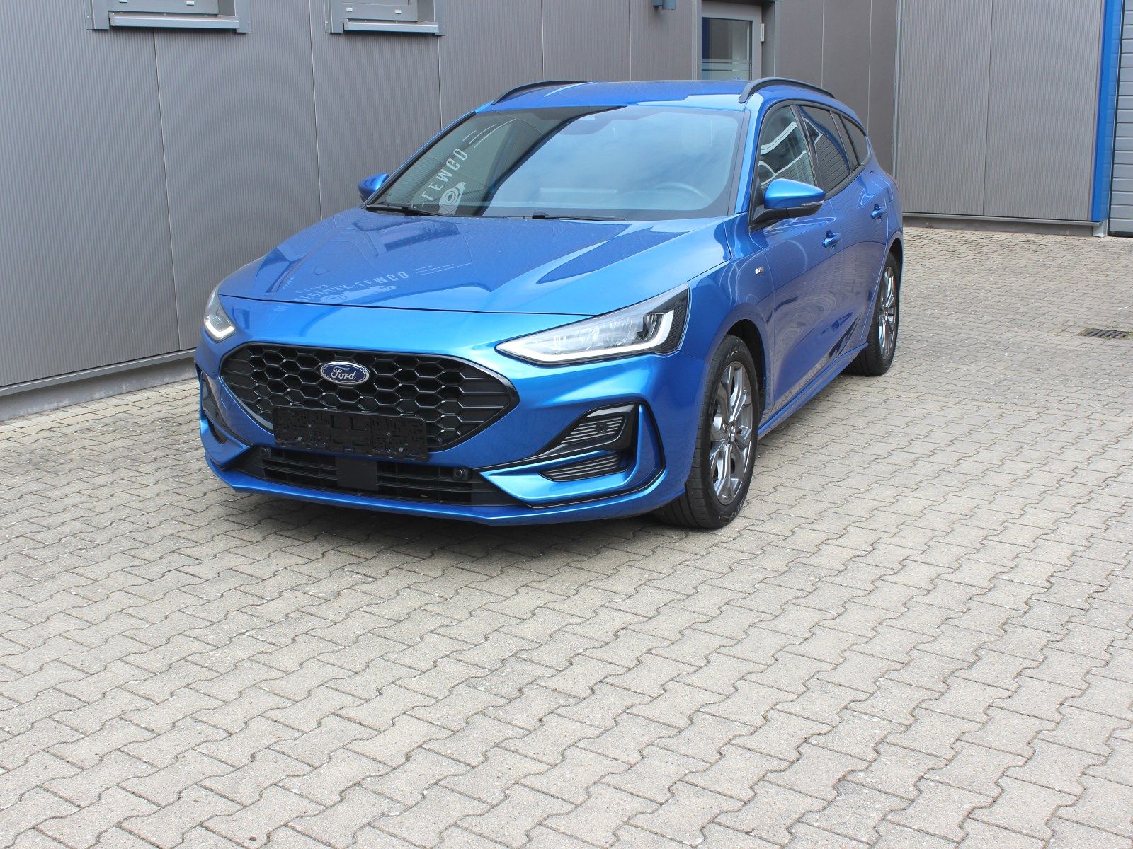 Fahrzeugabbildung Ford Focus ST-Line X 1,0 EcoBoost Mild-Hybrid