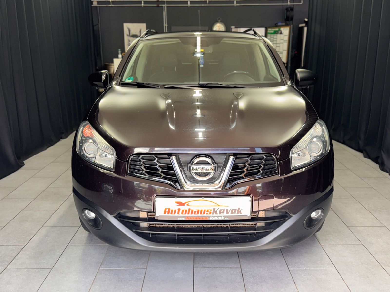 Fahrzeugabbildung Nissan Qashqai 360 4X4|AUTOMATIK|PANO|360KAMERA|NAVI|