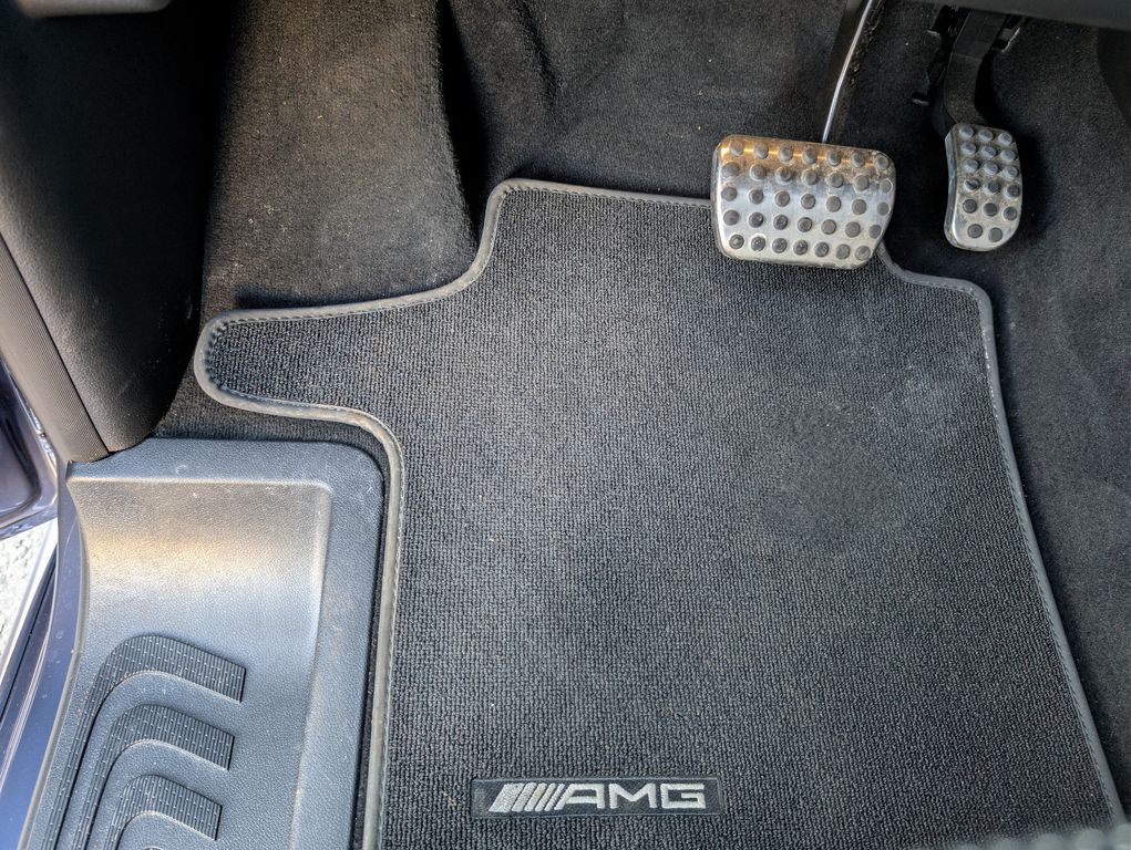 MERCEDES-BENZ V250d AMG EDITION lang 4M Night Standheiz Mwst. MERCEDES-BENZ V250d AMG EDITION lang 4M Night Standheiz Mwst.