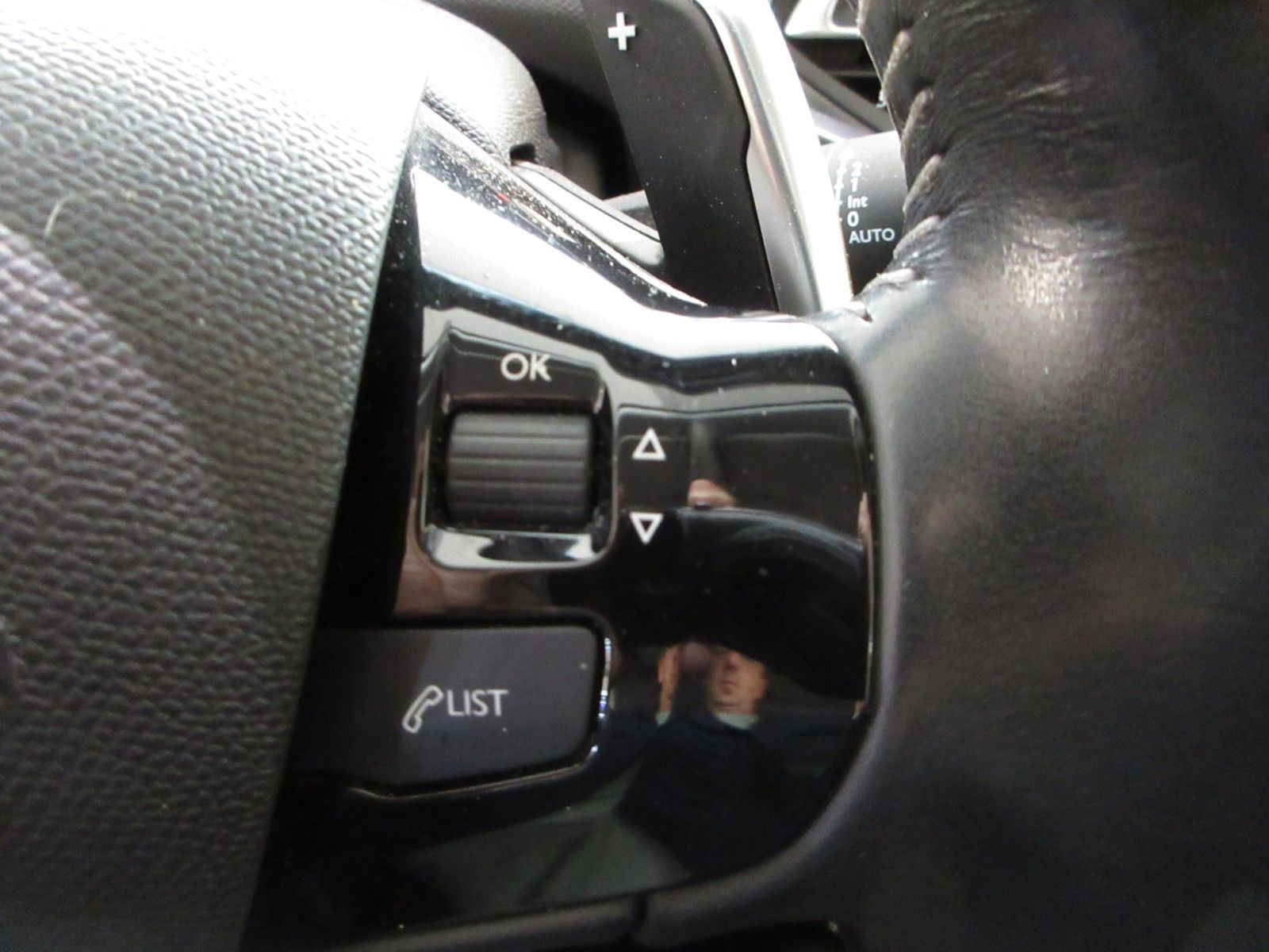 Fahrzeugabbildung Peugeot 308 SW Allure 1.5D LED/NAVI/LEDER/SHZ/PDC