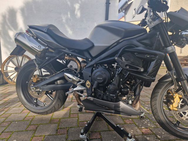 Triumph Street triple r/ Unfallfahrzeug