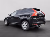 Volvo XC 60  Kinetic 2WD Automatik*Xenon*Navi*SHZ*PDC* - Volvo XC60 Kinetic mit Diesel-Antrieb