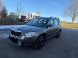 Skoda Yeti Active Plus Edition 2.0TDI 4x4/AHK /TÜV - Skoda Yeti SUV