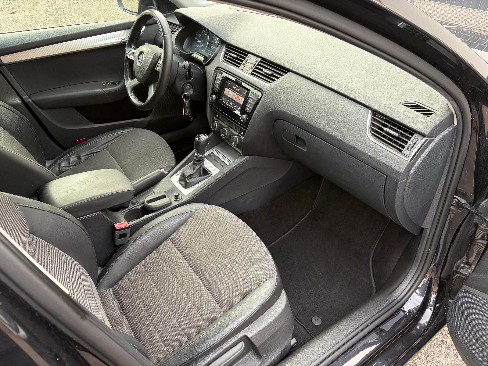 Skoda Octavia 2014 — photo 10