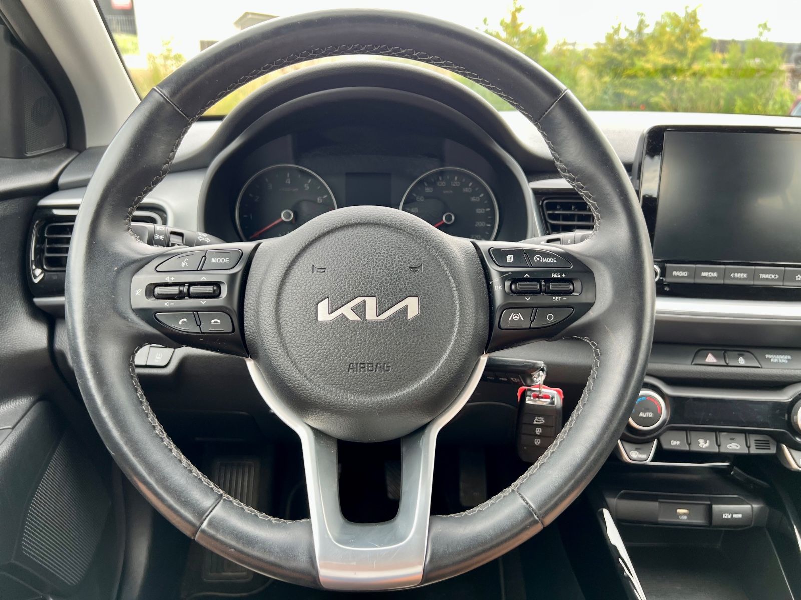 KIA Stonic Vision AAC GZJR CARPLAY SHZ PDC