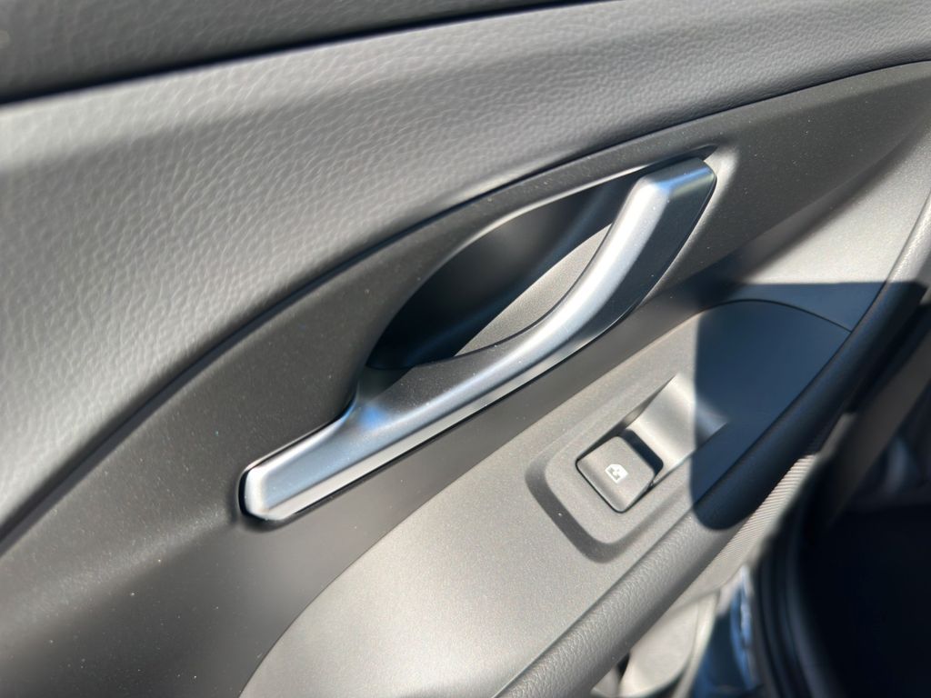 Hyundai i30 1.0 T-GDI ADVANTAGE NAVISITZHZGPDCLED