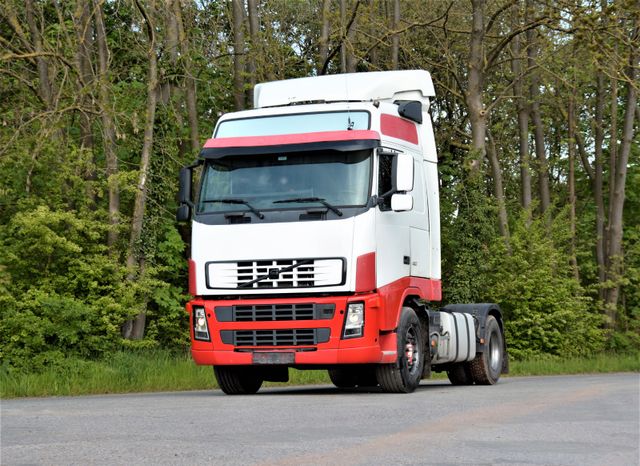 Volvo FH12 460 EURO3  i-SHIFT ADR STANDART