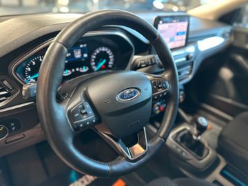 MYAUTOCENTER – Gebraucht- und Jahreswagen mit Werkstattservice in Pfaffenhofen Ford Focus 1,5 EcoBoost Titanium