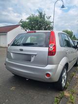 Ford Fiesta 1,4 16V Ghia TÜV 05/2027 - Ford Fiesta aus 2007: Ghia