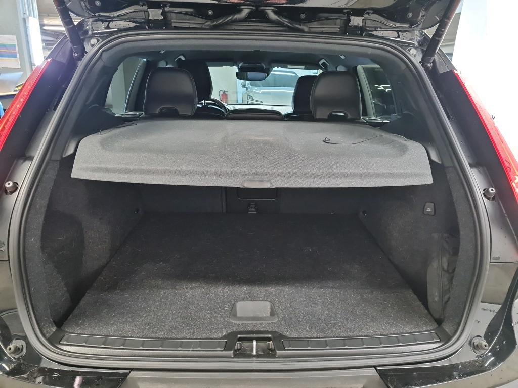 Volvo XC40 R-Design 2.0 B4 Aut ACC Harman-Kardon 360°K