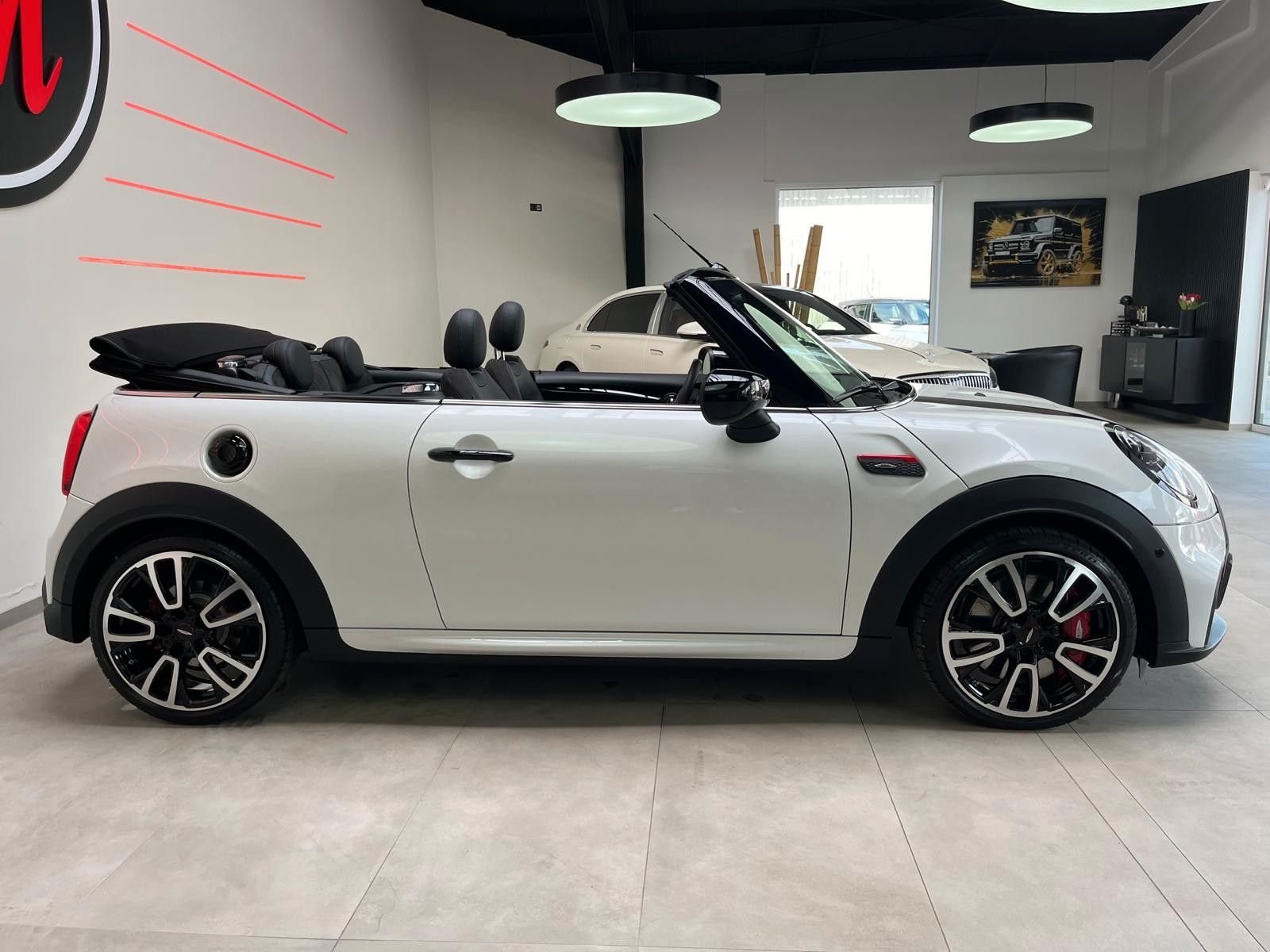 Fahrzeugabbildung MINI John Cooper Works Cabrio Trim*Premium +*1.Hand*