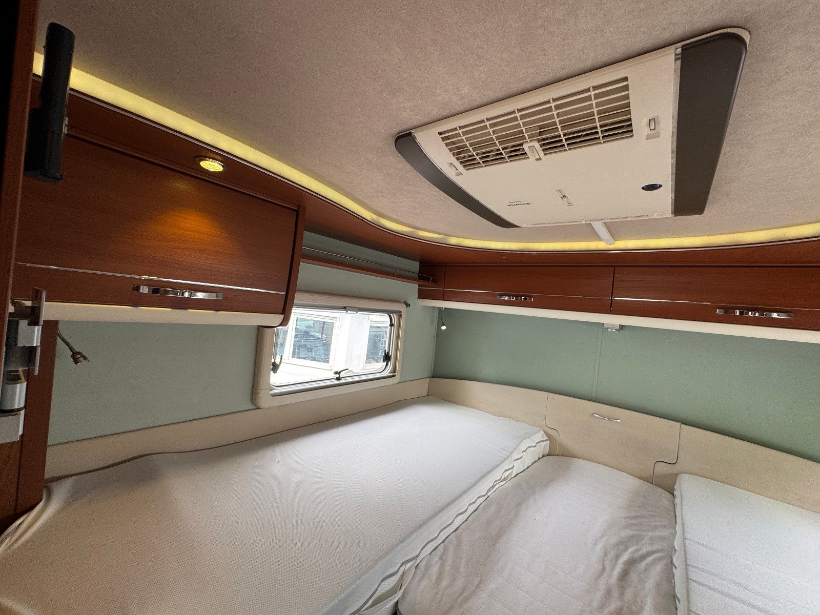 Fahrzeugabbildung Frankia I 7400 COMFORT CLASS MERCEDES SPRINTER 3.0 VOLL