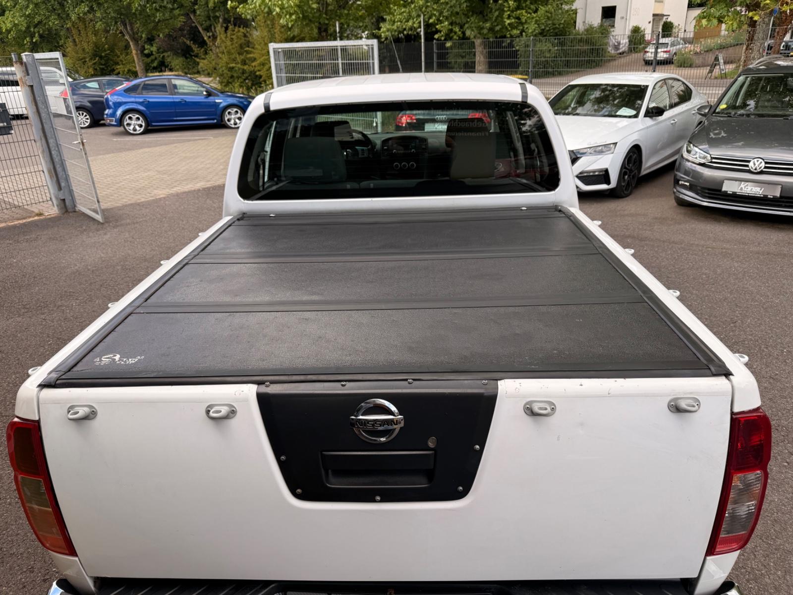 NISSAN NAVARA 2.5 dCi 190ch 4x4 - DOUBLE CAB - ATTELAGE - CLIM BIZONE - SIÈGES CHAUFFANTS