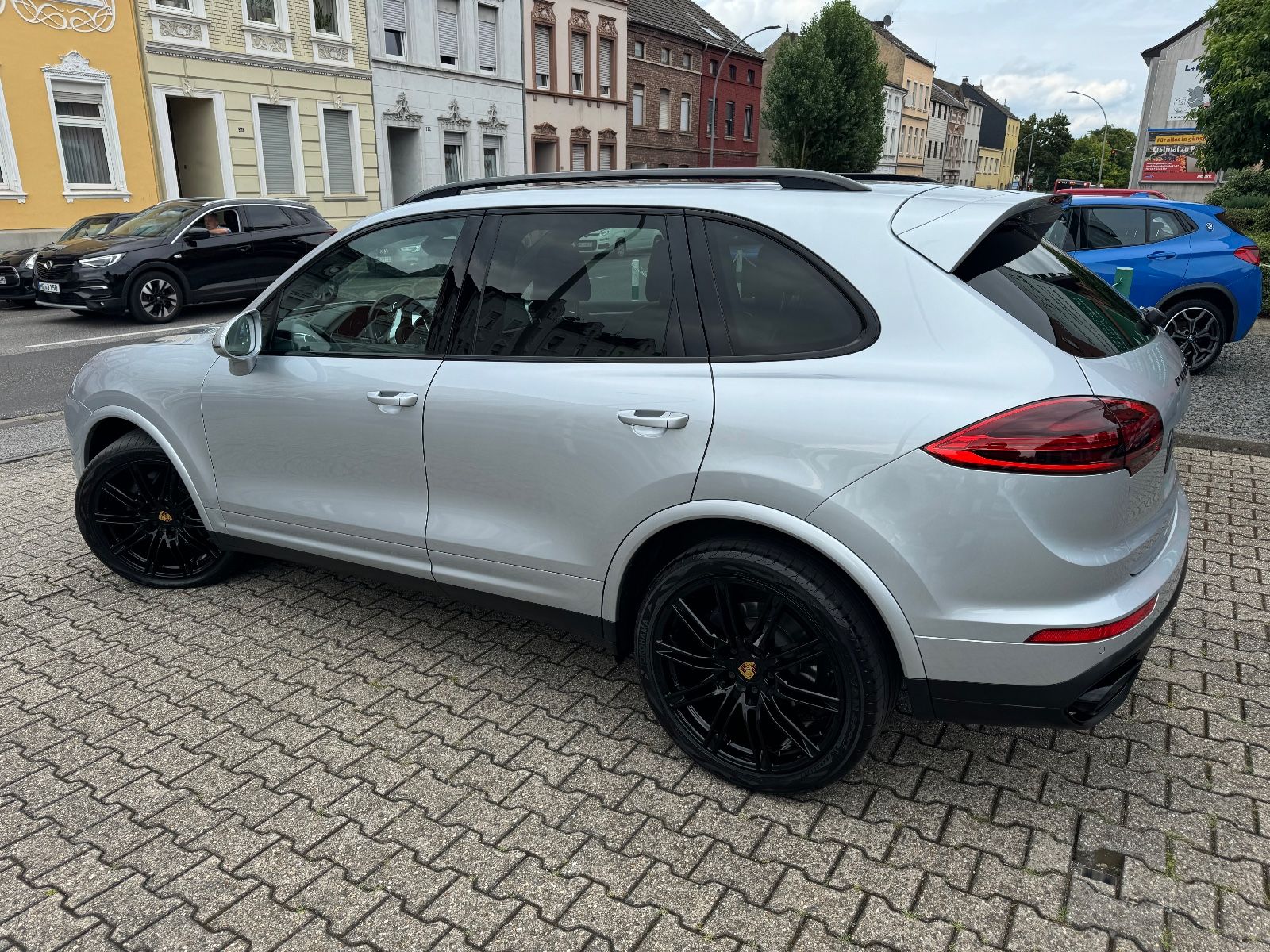 Fahrzeugabbildung Porsche Cayenne Diesel Platinum Edition APPROVED CAR PL.