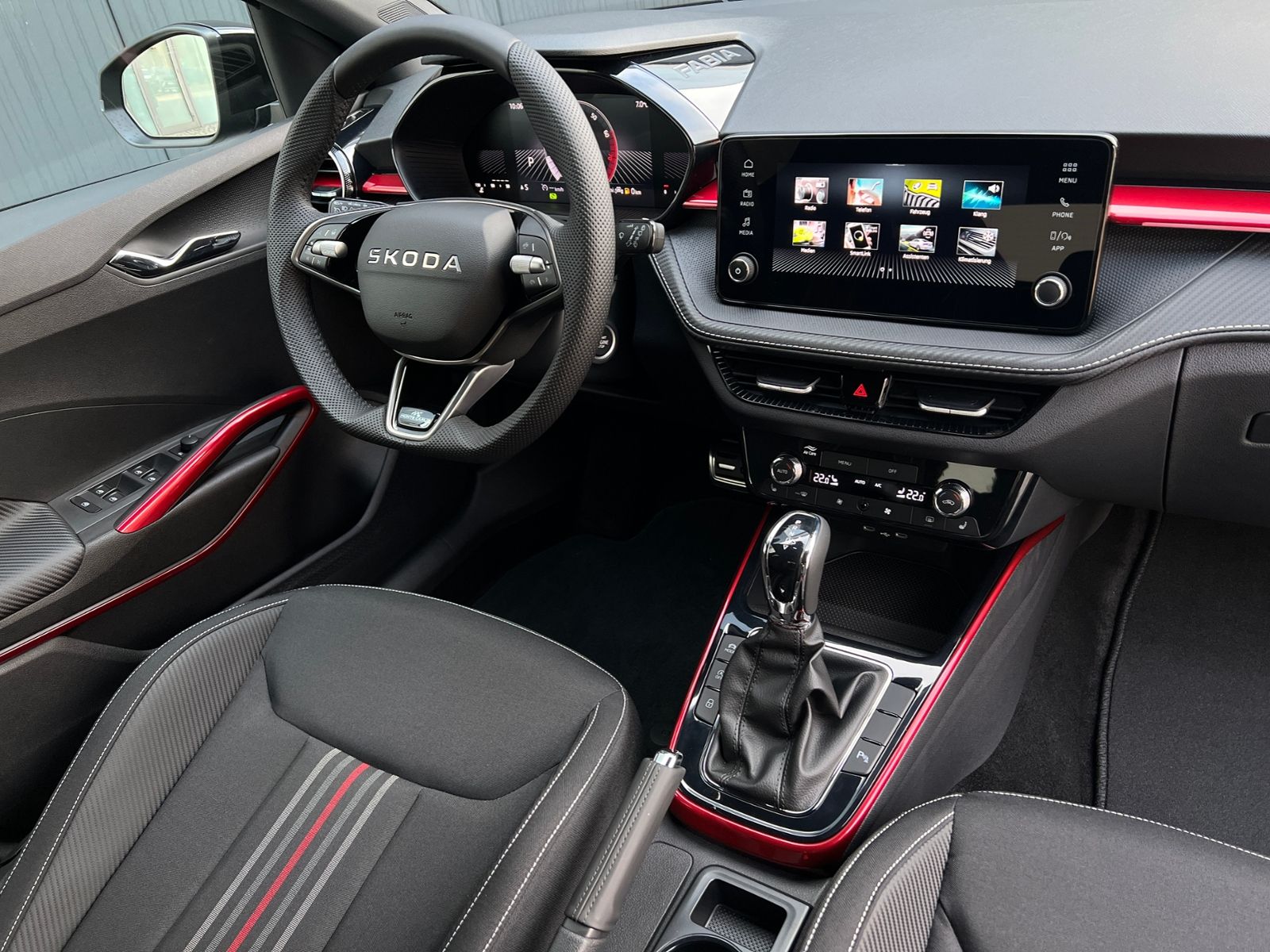 Fahrzeugabbildung SKODA Fabia Monte Carlo 1.0 TSI DSG *LED, SmartLink, K