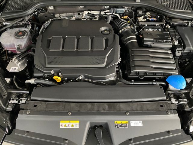 Octavia IV Combi Selection 2.0 TDI DSG Facelift