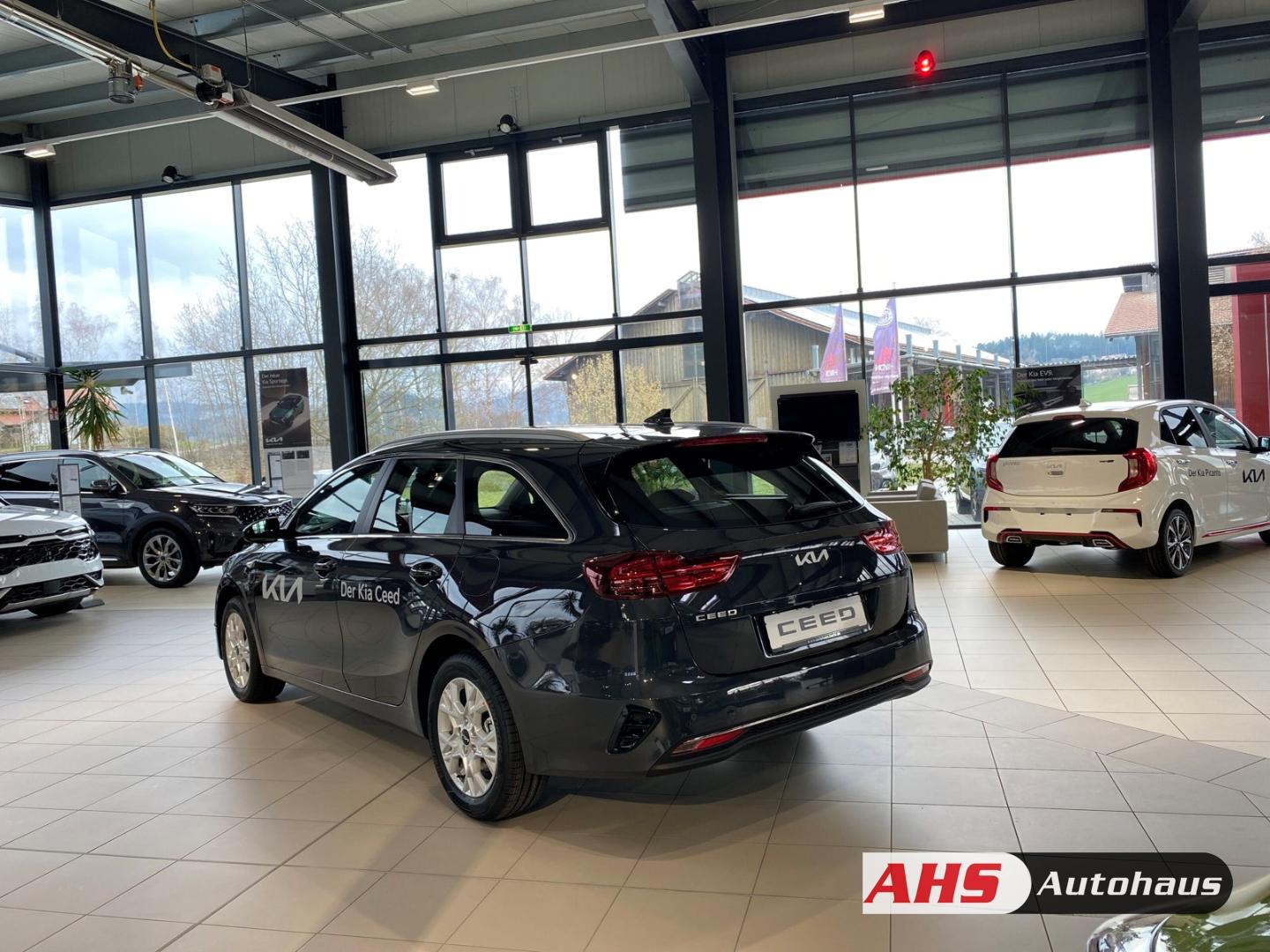 Kia Ceed_sw Sportswagon Vision 1.6 CRDi Mild Hybrid 
