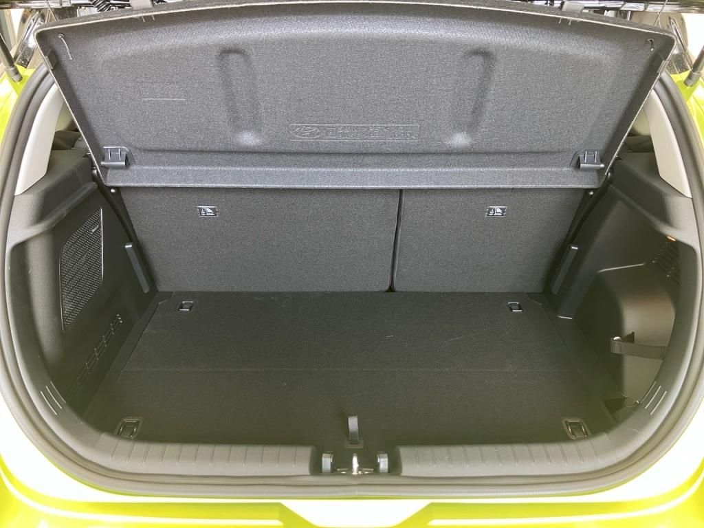 Fahrzeugabbildung Hyundai i20 1.0 T-GDI 7-DCT Prime 4xSHZ KlimaA Navi LED
