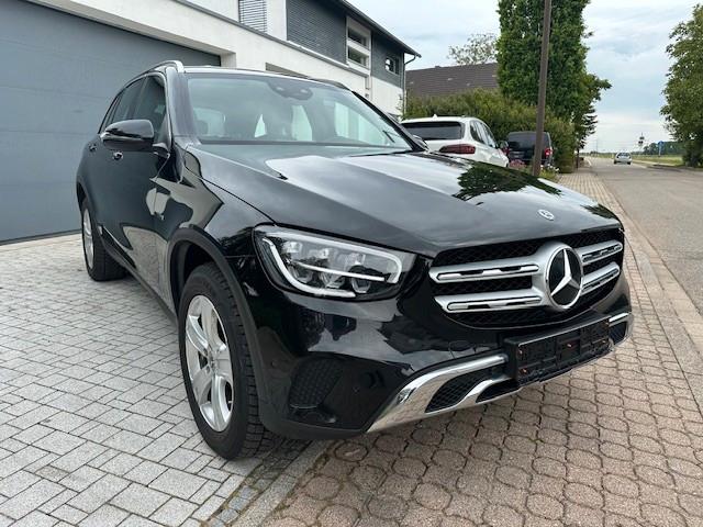 Mercedes-Benz GLC 300 de 4Matic  Head-up-Display
