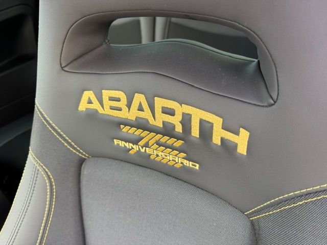 Fahrzeugabbildung Abarth 695 75 Anniversario KLIMA NAVI ALU